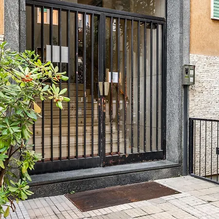 Apartman Design And Silence - Wide Renovated 2 Stops Form